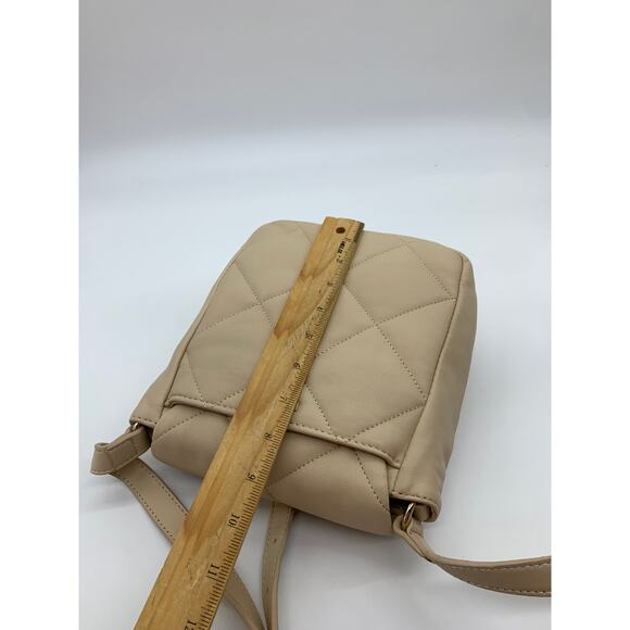 Vince Camuto Quilted Leather Crossbody Doty Womens Purse - Picture 6 of 10